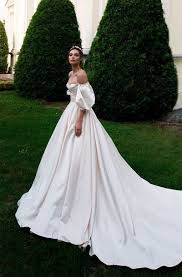 Ball Gown Wedding Dresses Off The Shoulder Chapel Train Bridal Gowns Ball Gown Wedding Dress Ball Gowns Wedding Wedding Dresses