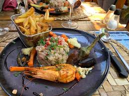 The residents are primarily of basque, breton, normand, and acadian heritage. Le Pittoresque Saint Pierre Menu Preise Restaurant Bewertungen Tripadvisor