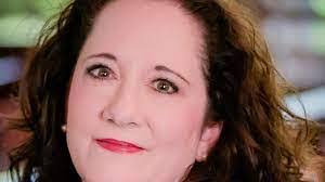 Rainey Thompson's Instagram, Twitter & Facebook