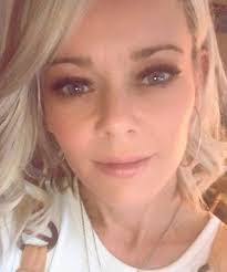 Julie Slaughter's Instagram, Twitter & Facebook