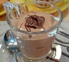 La Mousse 5 Minutes Aux Noisettes Est Un Entremets A Base De Creme Fraiche Yaourt Nature Et Pate A Tartiner Aux Noisettes Mous En 2020 Recette Facile Recette Dessert