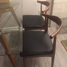 Selling Away A Very Beautiful Designer Dining Table In Clear Tempered Glass Rubber Wood Base Mondi Leather Di Leather Dining Dining Table Design Dining Table