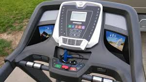Horizon fitness 7.4 advanced training studio treadmill, bluetooth smart, connect to training apps like peloton, zwift the options are endless with the smart 7.0 at treadmill by horizon fitness. Horizon Fitness T101 04 Treadmill Review Youtube