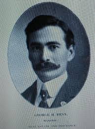 Andrew Renn's Instagram, Twitter & Facebook