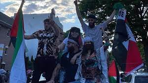 Mostly about palestine and all that goes on. Kpfqpjzf7fmkfm