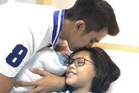 Astillah harus menahan perih karena menemukan aliff selingkuh setelah ia melahirkan. Aliff Aziz Selamat Timang Anak Sulung Tapi 2 Gambar Isteri Aliff Aziz Dayang Ara Nabellah Awang Astillah Bella Yang Baharu Saha Penyanyi Orang Gambar