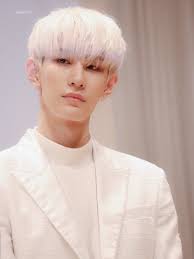 Pin By Rosie On V A V In 2020 Boy Groups Pop Group Kpop
