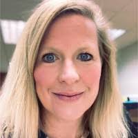 Sarah Kennington's Instagram, Twitter & Facebook