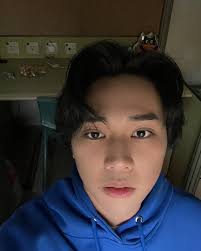 未來事不知答案問大神問星座能預知得更多期待的可會不出錯成長中領略過若果太累捱到滿意此生我怕剩下再見