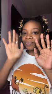 Redheads have more fun?! Right…. Get into the wig revamp/reinstall  💇🏽‍♀️❤️ www.instagram.com/cakefacedbeautybar #scmua #gamua #ncmua #scmua  #makeup #crayoncase #augustamua #georgiamua #charlottemua ...