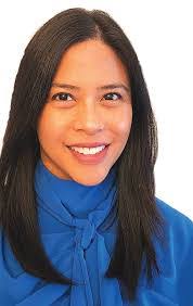 Eda Tekeoglu's Instagram, Twitter & Facebook