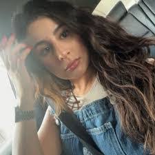 Alyssa Lamoureux's Instagram, Twitter & Facebook