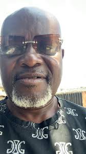 Am new here Pls one tall handsome guy should show me my room🙄