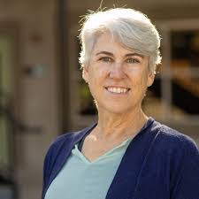 Debra Olszewski's Instagram, Twitter & Facebook