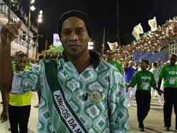 Nun sind sie in paraguay in haft. Fussball News Ronaldinho Geht In Die Politik Kandidatur Moglich