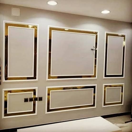 Glamorous Gold Wall Decor | Gold molding wall, Gold wall trim ideas, Accent  wall with gold