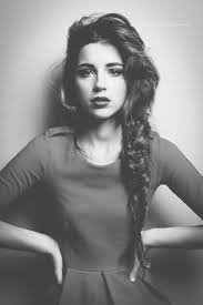 Hairdos for long hair can seem complicated, but this messy updo is an easy way to pin your locks up off the neck. 6 Cute Messy Hairstyles For Long Hair
