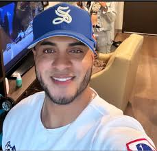 The sound off Royce Lewis's bat is just different 💥