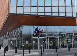 Le parquet de paris avait ensuite ouvert une information judiciaire des chefs de corruption de mineur et de corruption de mineur aggravée par l'utilisation d'un moyen de communication électronique. Direction De La Protection Judiciaire De La Jeunesse France Wikipedia