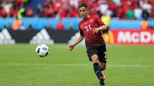 Nun ist er seinen rekord schon wieder los. Bundesliga Emre Mor Alle Schwarmen Von Dortmunds Wunderkind Em 2016 Borussia Dortmund