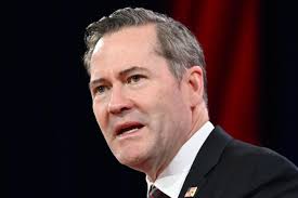 Kaitlan Collins explains what led to Waltz's coming exit from national  security adviser role