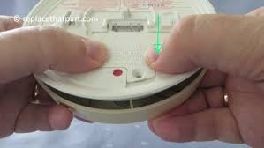 Before you begin it s important to understand that there are two types of smoke detectors. How To Replace The Battery In The Firex Smoke Alarm Padc240 An Illustrated Tutorial In 19 Steps Replacethatpart Com