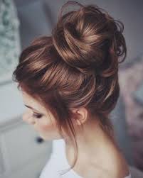 Messy Hairstyle Ideas For Girls To Have A Cool Carefree Attitude Attitude Carefree Girls Hairstyle Ideas Messy Wedding Hair Long Hair Styles Hair Images