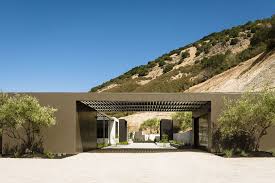 The architecture of the winery is also very gorgeous. Silverado Trail Home By John Maniscalco Architecture Homeadore