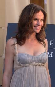 Last week, turner did what any proud student would do: Amy Brenneman Wikipedia