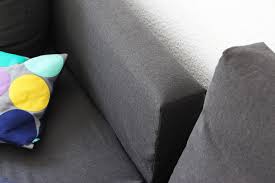 2020 popular 1 trends in home & garden, home improvement, toys & hobbies, jewelry & accessories with diy sofa decor and 1. Einblick In Unser Wohnzimmer Die Alte Couch Mit Neuem Selbstgenahten Bezug Binedoro