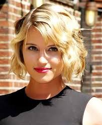 Some of the most endearing short hairstyles are now up for grab! 23 Short Hairstyles For Round Faces