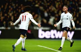 Gary neville sends liverpool title warning to man city after wins vs tottenham and west ham. West Ham 0 2 Liverpool Highlights And Goals Video Lfc Globe