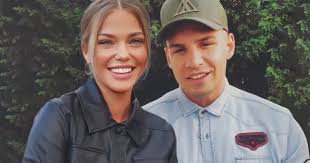 Since then, rumors have increased that the singer has been taken again. Pietro Lombardi Liebes Comeback Mit Laura Freund Plaudert Aus Vielleicht Kommen Sie Ja Als Paar Wieder Bunte De