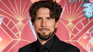 Bonsoir Bonsoir : Moment malaisant pour David Goudreault en direct à la  télé