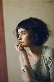 Photographer Dasha Mitushova Hair Styles Short Hair Styles Short Wavy Hair