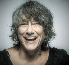 Song of the Fairy Queen: Douglas, Valerie: 9781442185210: Amazon.com: Books