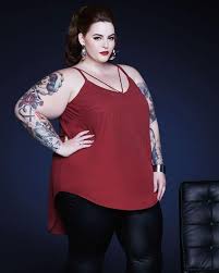 We all come to this world, looking different. Top 30 Stylish Plus Size Women Hairstyles Sheideas