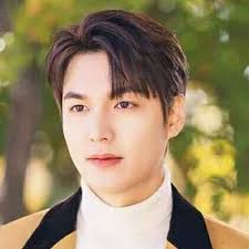 He gained widespread fame worldwide with his role as g. Actor Lee Minho Actorle26429953 Twitter