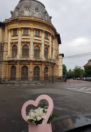Una dintre cele mai importante instituţii de învăţământ din oltenia, colegiul naţional „carol i, arată ca după război. Salvati Colegiul Carol I Din Craiova Facebook