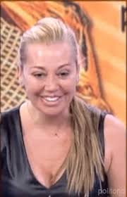 With tenor, maker of gif keyboard, add popular belen esteban animated gifs to your conversations. Gifs De Belen Esteban Necesarios Para La Vida Instagram Mandan Gif