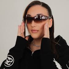 Stream Regina Ivy music