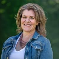 300+ "Bobbi &" profiles