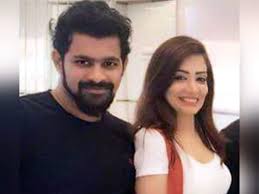 Check spelling or type a new query. Salon Finance Manager Kirti Vyas Salon Finance Manager S Murder Duo Killed Kirti Vyas After She Refused To Withdraw Notice