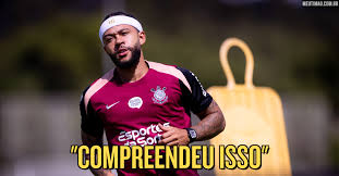 Executivo do Corinthians revela que Memphis aceitou redução salarial para renovar