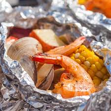 Salads include tomatoes, onions, hardboiled egg, sliced beets, anchovies & hearts of palm. 35 Recipes To Make For A Classic American Clambake Taste Of Home