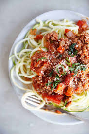 Garnish with basil before serving. Zucchini Spaghetti With Homemade Meat Sauce Lexi S Clean Kitchen