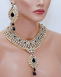 Black And White Jewelry Sets Beautiful Black And White Kundan Set Regular Price 121 00 Kundan Jewellery Set Kundan Set Kundan Jewellery