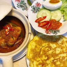 Nasi ayam merupakan salah satu menu pilihan tidak kira bangsa, tua atau muda. Nasi Ayam Periuk Besar Home Sungai Petani Menu Prices Restaurant Reviews Facebook