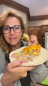 Victoria Robillard's Instagram, Twitter & Facebook