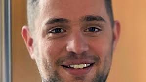 Neighbor to Neighbor: Sharing Item readers' good news